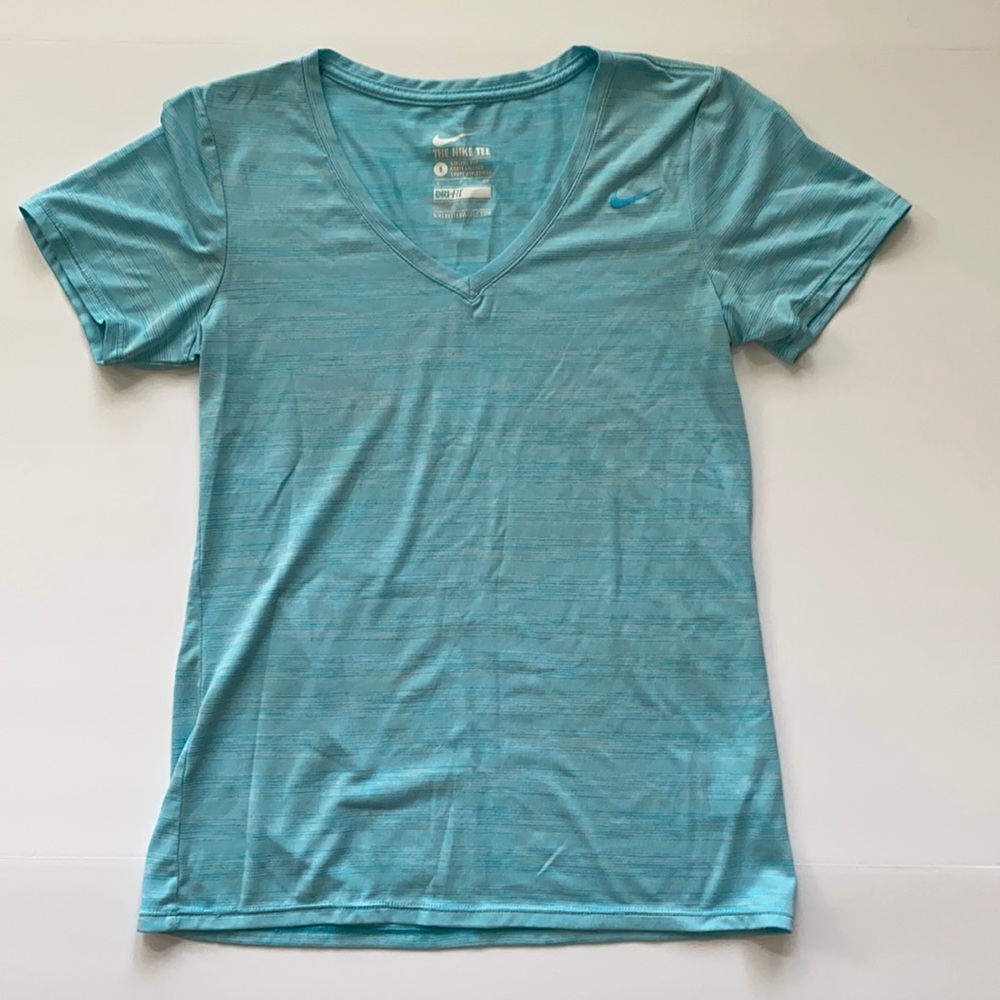 Blue dri-fit short sleeve top